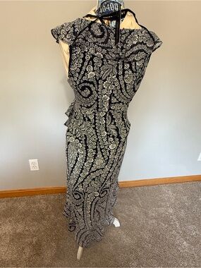 NWT Tommy Hilfiger, size 8, dress.